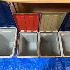 ラックテーブル+ゴミ箱の画像