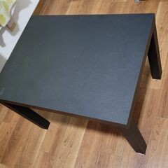 IKEA サイドテーブル 黒の画像
