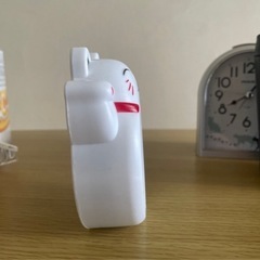 目覚まし時計つきの画像