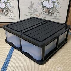 中古　押入れ収納ケース　　サイズは、あ横幅70mm×奥行665mm×高さ265mmの画像