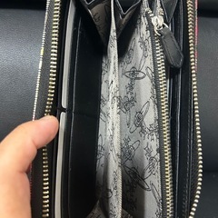 ヴィヴィアンウエストウッド 長財布の画像