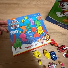 パウパトロール　本　フィギュア　粘土の画像