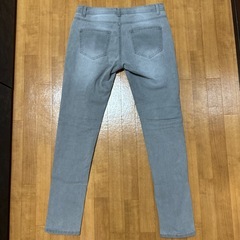 スキニーデニムの画像