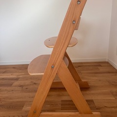 子供用椅子　の画像