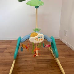 子供　おもちゃ　プーさん　メリーの画像