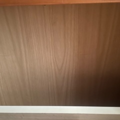 木目が美しいタンスの画像