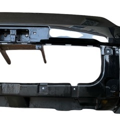 デリカd5 フロントバンパー ブラック　傷あり　割れなしの画像