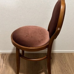 アンティーク調 木製ダイニングチェア 丸背もたれ クラシックチェアの画像