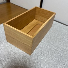 無印良品の木製ティッシュケースの画像