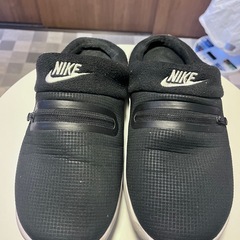 《取引決まりました》NIKE《冬用サンダル》数回しか履いてませんの画像