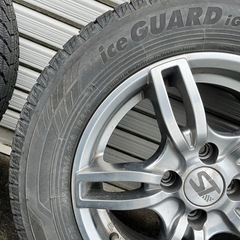 コンパクトカー用　スタッドレスタイヤ　アルミホイール4本の画像