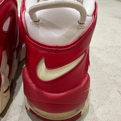 ナイキ　モアテン　ジムレッド　レアの画像