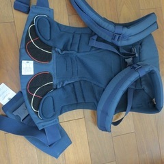 エルゴベビー ネイビー 抱っこ紐 メッシュ 通気性の画像