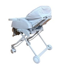 Aprica ハイローチェア　5段階リクライニング　スウィングラック　ゆらリズムの画像