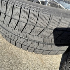 スタッドレス　タイヤの画像