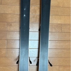 スキー板、ストック
の画像