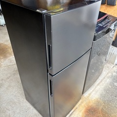 🖤 ブラック家電セット｜おしゃれ一人暮らしに最適  MAXZEN 冷蔵庫118L（2021年）＋ アイリスオーヤマ 洗濯機6kg 🚚 配達・設置対応 / 安心保証付き の画像