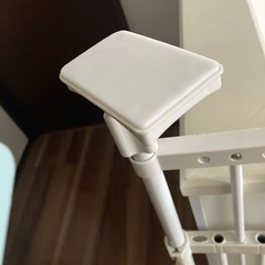 突っ張り棒　棚付きの画像