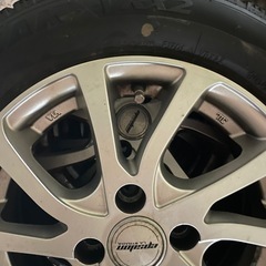 スタッドレスタイヤ 4 本セット 165/65R14  4穴 PCD100タンクルーミートールなどの画像