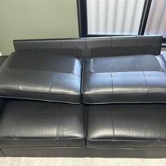  【モデルルームで展示のみ】IKEA イケア　黒　レザーソファー　2人　KIVIKの画像