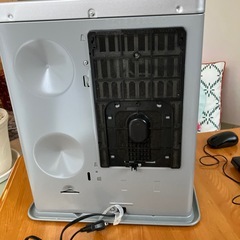 トヨトミ　石油ファンヒーターの画像