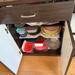 ニトリ食器棚の画像