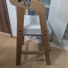 キッズチェア　ベビーチェア　椅子の画像