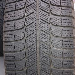 値段変更しました。スタッドレスタイヤ4本セット　225-40-18の画像