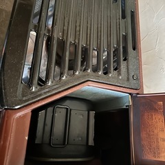 レトロなサンヨー石油ストーブ稼働品の画像