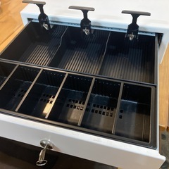 セイコーインスツル キャッシュドロア 白 DRW-A01-Wの画像