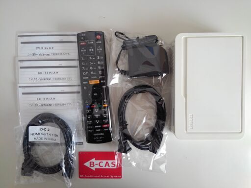 東芝DBR-Z310 HDD500GBと 外付けハードディスク 1.0TB の2点合わせて1.5 東芝DBR-Z310 HDD500GBと 外付けハードディスク 1.0TB の2点合わせて1.5