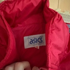 アシックス　ジャンパーの画像