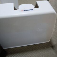 ジャガ−ミシン美品の画像