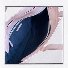 【新品】ビジネスレザーファクトリー 本革 トートバッグ ピンク 通勤 通学 プレゼントの画像