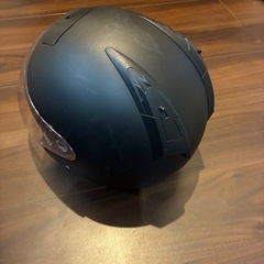 マットブラック　バイクヘルメットの画像