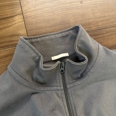 大特価！！GU ジーユー ハーフジップ Ｌサイズ！の画像