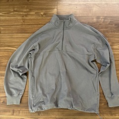 大特価！！GU ジーユー ハーフジップ Ｌサイズ！の画像