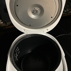 小型炊飯器の画像