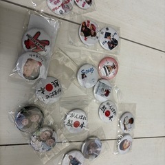 缶バッチマシーン＆カッター付きの画像