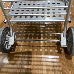 折りたたみショッピングカート【町田市再生家具】　の画像