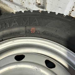 軽用12インチホイール4本冬タイヤ付きの画像