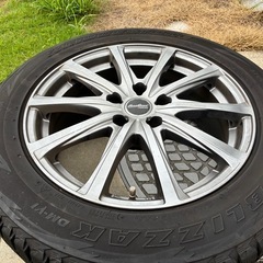 スタッドレス　ホイール付　215/60R17 の画像