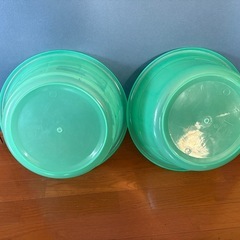 タライ？2個セットの画像