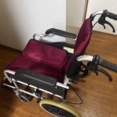 車椅子の画像