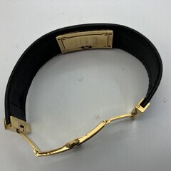 GUCCI グッチ 7800S バングルウォッチ 黒文字盤 GP×革 クォーツ レディース 腕時計 ゴールド系の画像