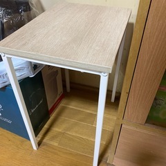 ミニテーブルの画像