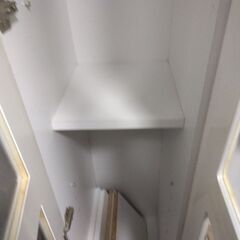 本棚　鏡面仕上げ　ブックシェルフ　コレクションケースの画像