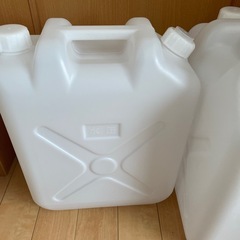 ポリタンク 2個セットの画像