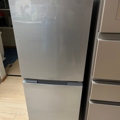 シャープ SHARP 冷蔵庫 シルバー SJ-D15G-Sの画像