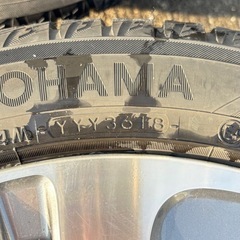 SUBARUレヴォーグ(VM系)純正ホイール17インチ 7J＋55  スタッドレスタイヤ215/50 17R製造18年36週
の画像